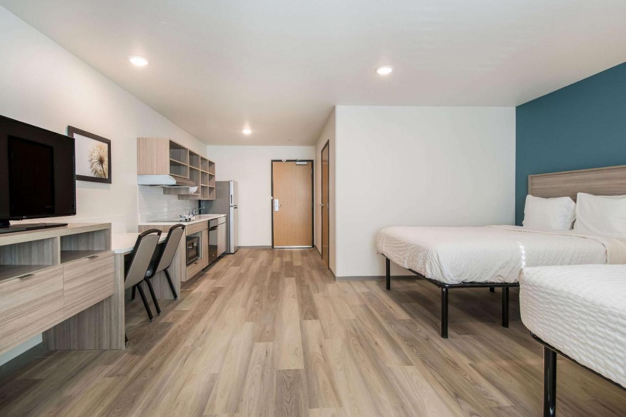 Woodspring Suites Portland Vancouver Bagian luar foto